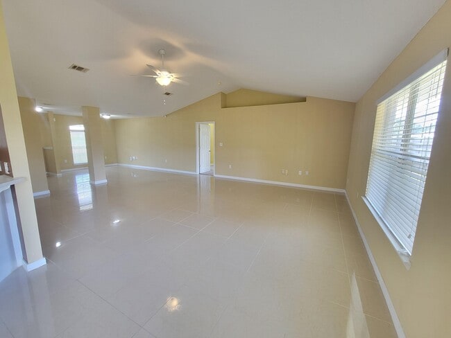 Building Photo - 2158 Punham Ct