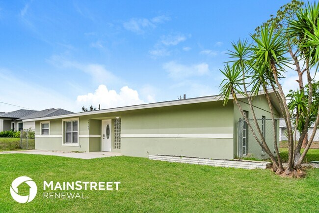 Foto del edificio - 19132 Coconut Rd