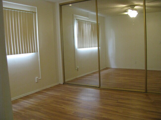 Bedroom - 251 N Craig Ave