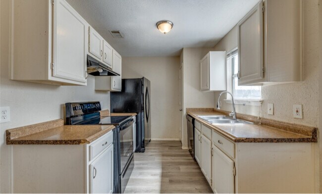 Foto del edificio - 1817 Lincolnshire Way