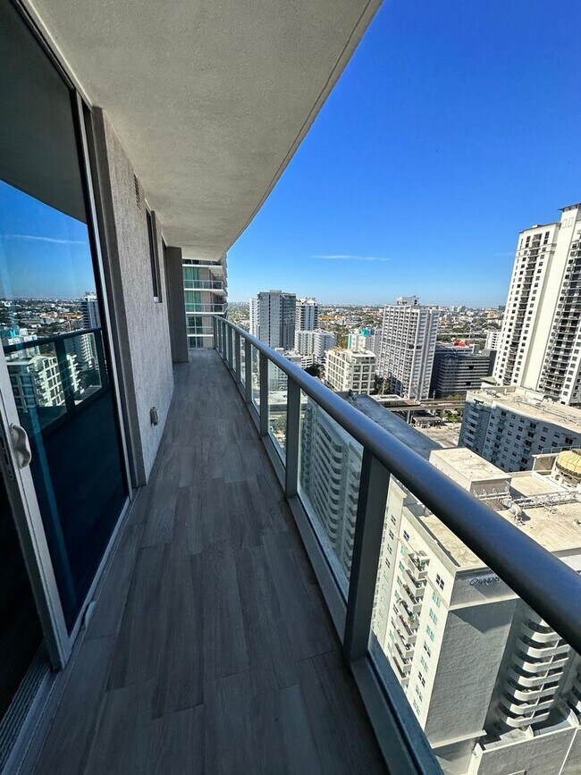 Foto del edificio - 1100 S Miami Ave