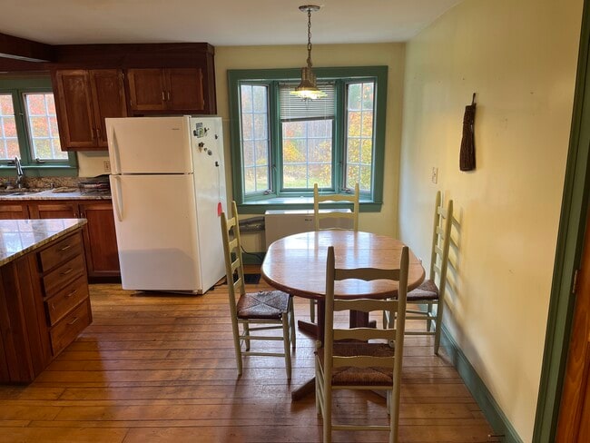 Building Photo - 22 Beech Hill Rd