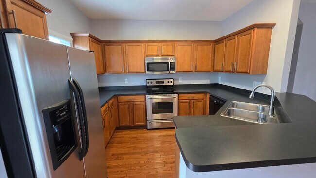 Foto del edificio - 1547 Cass Lake Rd