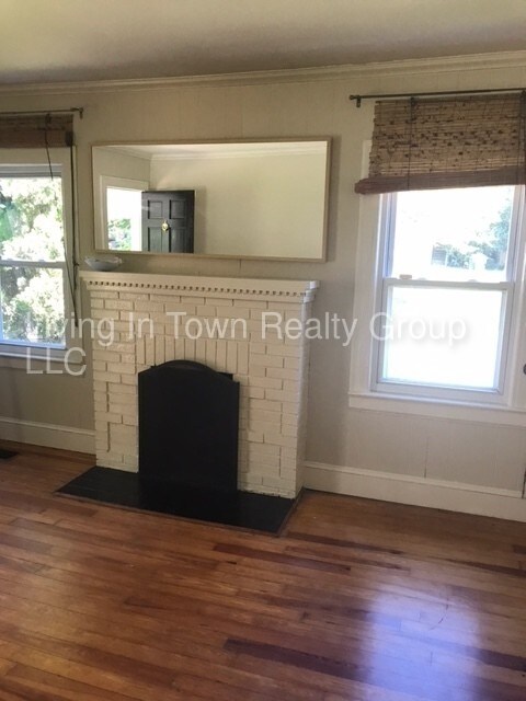 Foto del edificio - 788 Berkeley Ave NW