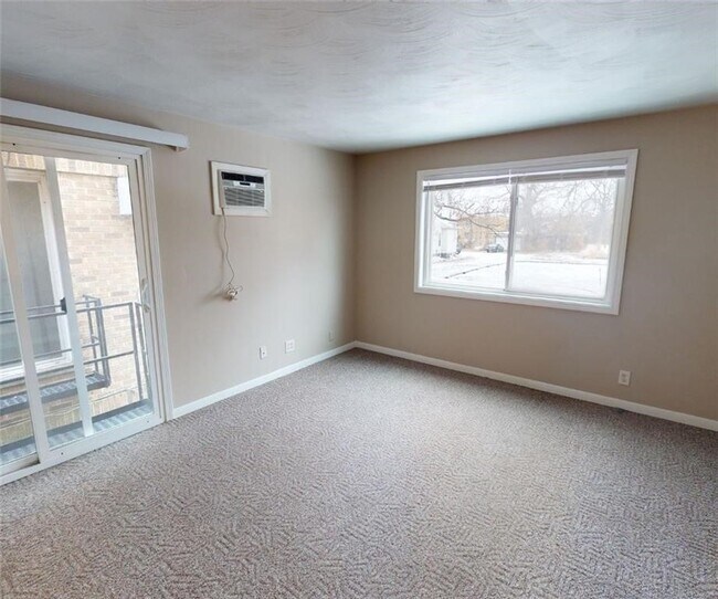 Foto del edificio - 1335 W Wood St