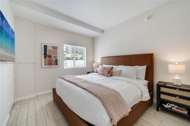 Foto del edificio - 481 NE 29th St