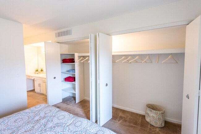 Armarios del dormitorio principal - Traver Ridge/Traver Heights