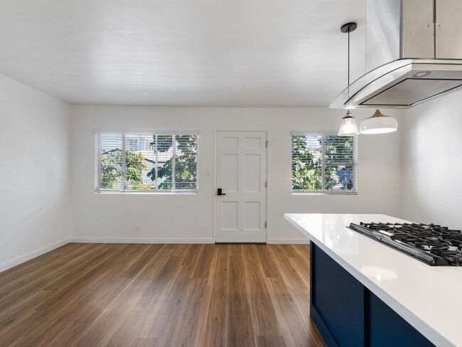 Building Photo - 936 Cedar Ave