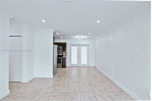 Foto del edificio - 3230 NW 171 Terrace