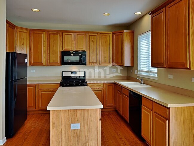 Foto del edificio - 16438 Fairfield Dr