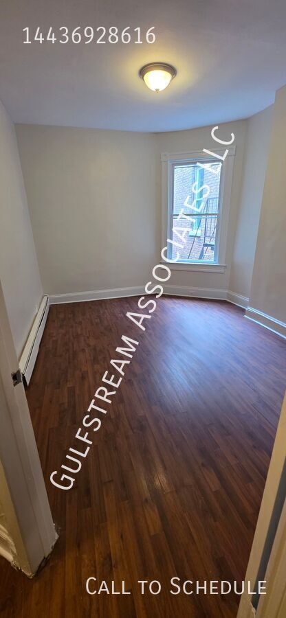 Building Photo - 3318 Auchentoroly Terrace