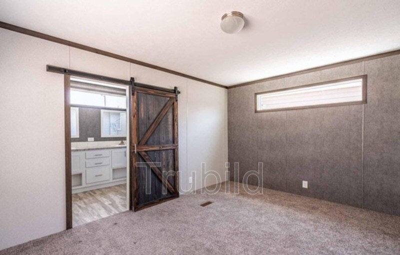 Building Photo - 107 Weavers Cir