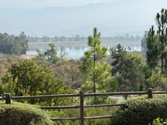 Foto del edificio - 1505 Winter Ln