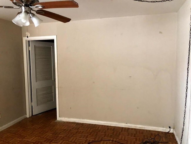 Foto del edificio - 221 Caylor St