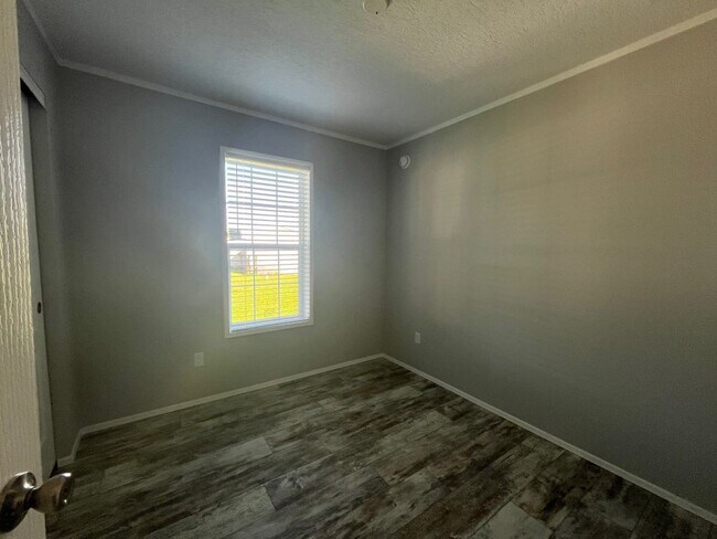 Foto del edificio - 81 Gazelle Dr