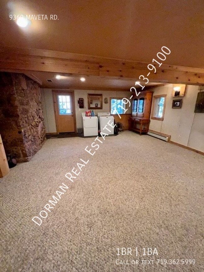 Building Photo - HUGE 1 Bedroom, 1 bath Cabin in beautiful ...