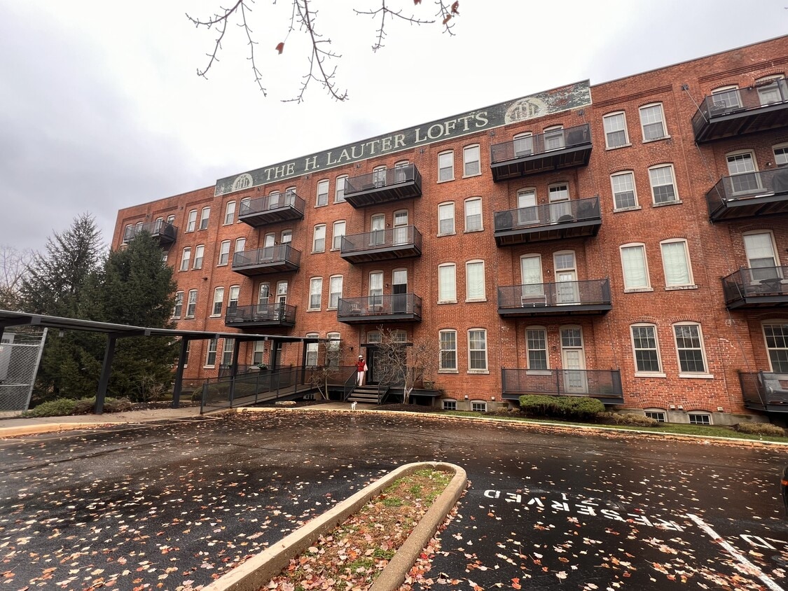 Photo - 55 S Harding St (Indianapolis, IN)