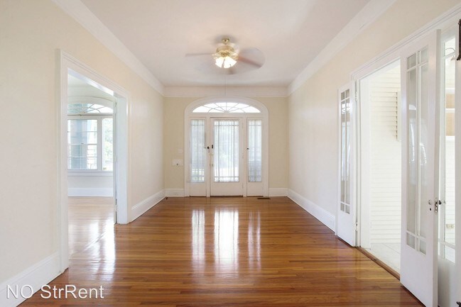 Foto del edificio - 2 br, 1.5 bath House - 926 City Park Ave.