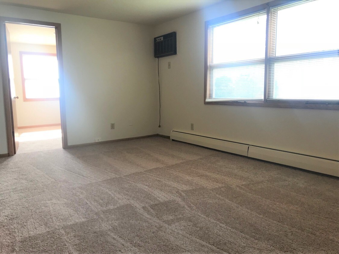 Foto principal - 2400 Calypso Rd