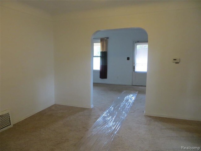 Foto del edificio - 22418 Twelve Mile Rd