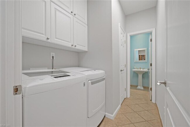 Foto del edificio - 3156 Page Ave