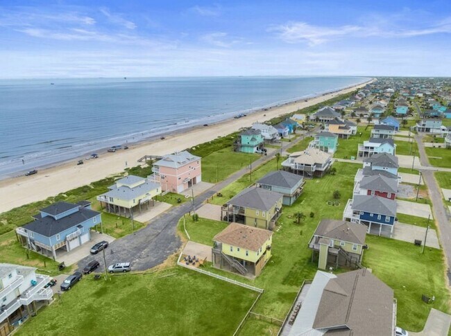 Foto del edificio - 2423 Sand Drift Ln