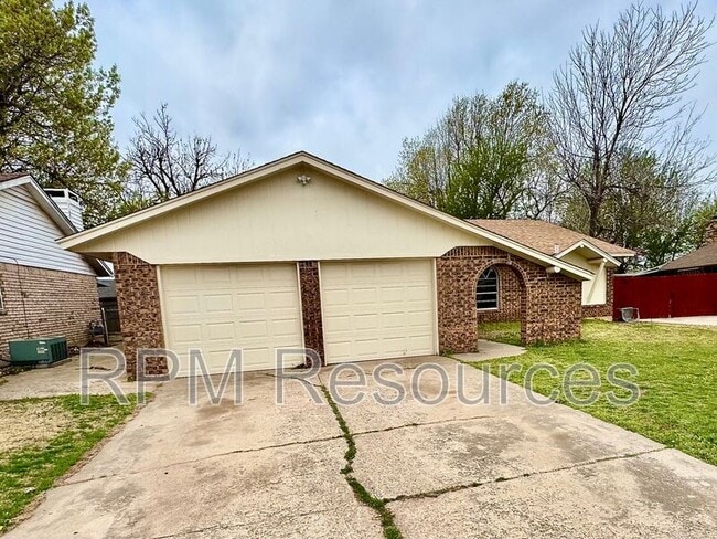 Photo - 720 Willow Run House