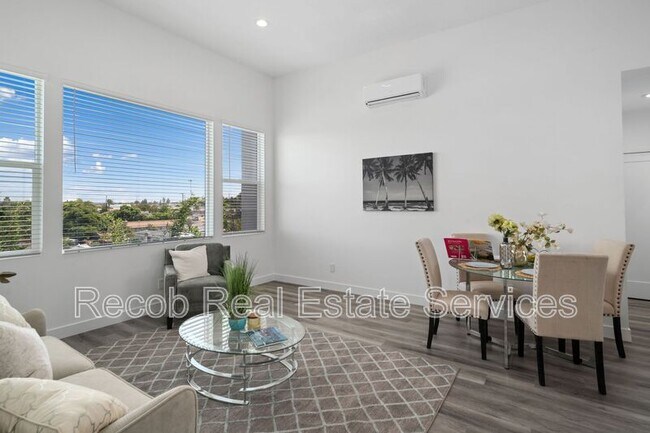 Foto del edificio - 6634-6644 Rockglen Ave
