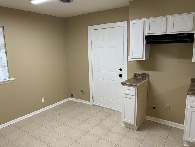 Foto del edificio - 701 Frayser Dr