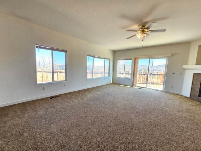 Building Photo - Golden Valley Stunner! 3 Car garage with E...