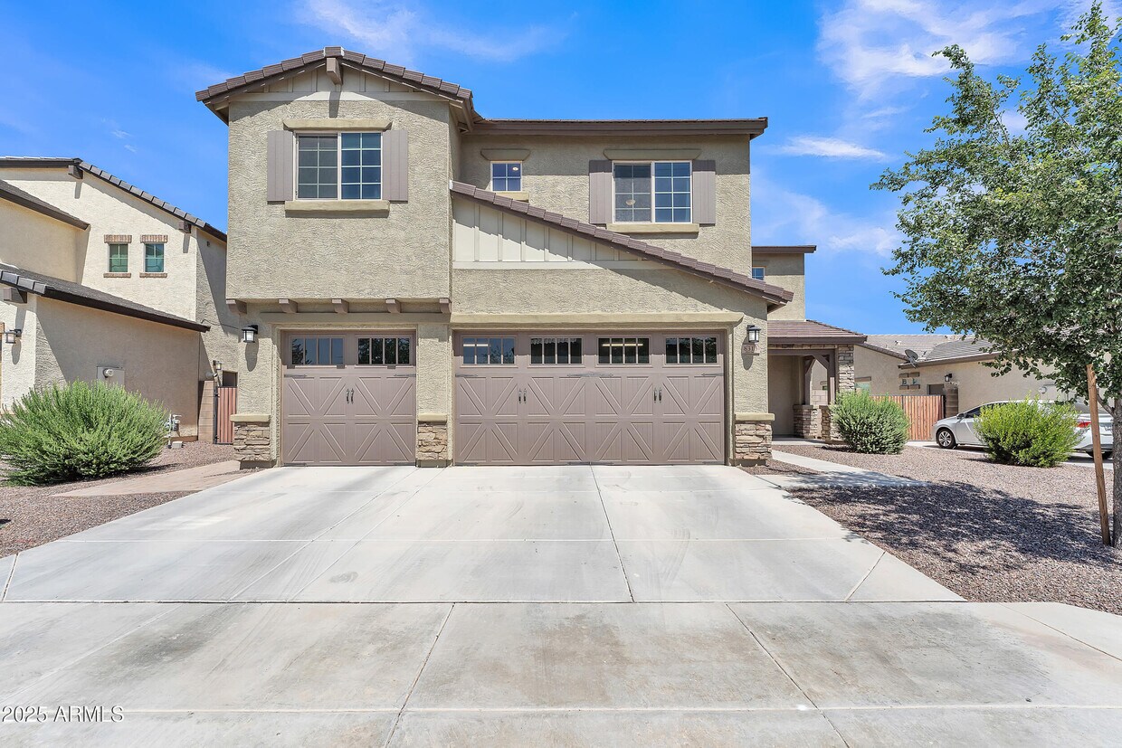 Foto principal - 8313 N 171st Dr