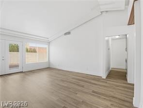 Foto del edificio - 2346 Barneby Ave