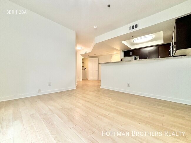 Foto del edificio - 939 Palm Ave. West Hollywood, CA 90069