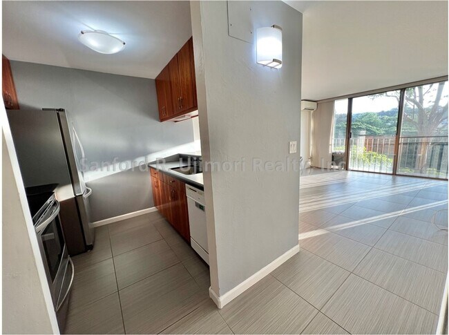 Building Photo - koa5b