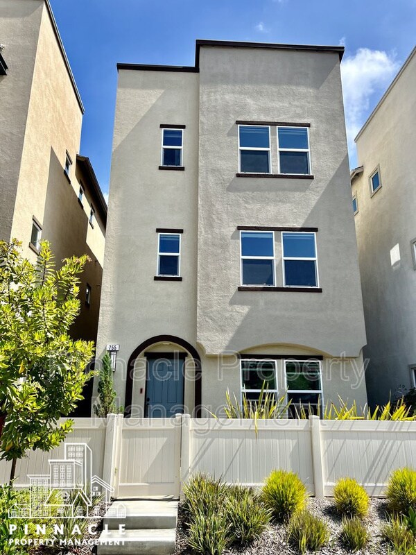 Foto del edificio - 755 Daniel Freeman Cir