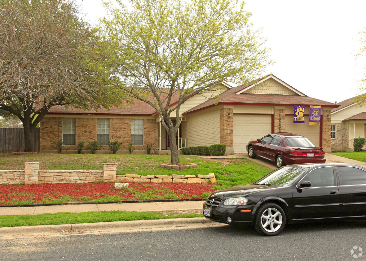 Foto principal - Duplexes at Walnut Creek