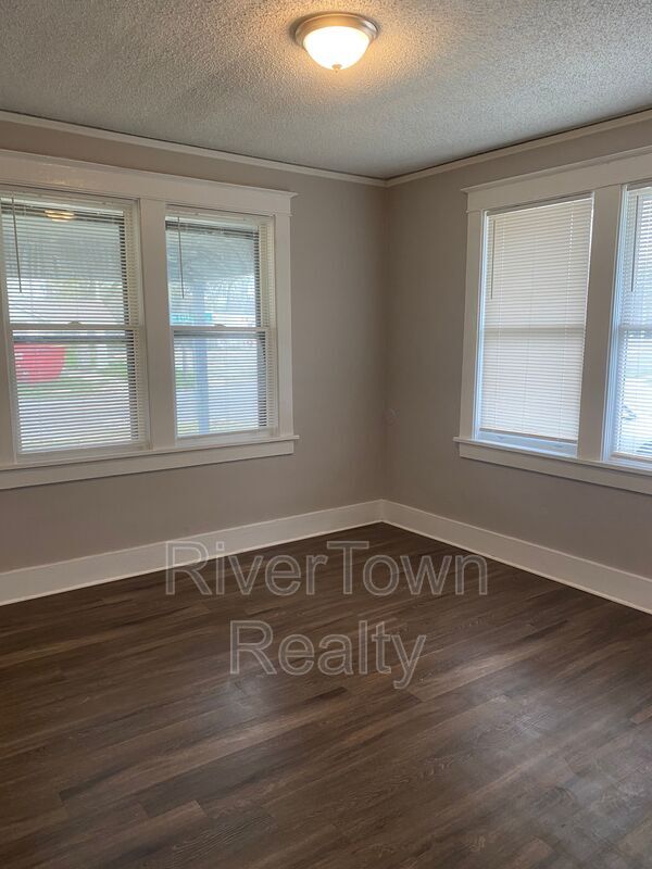 Foto del edificio - 865 N Evergreen St