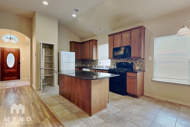 Building Photo - 1411 Cameron Park Ln