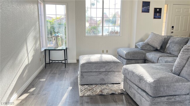 Foto del edificio - 3216 Flagstaff Ct