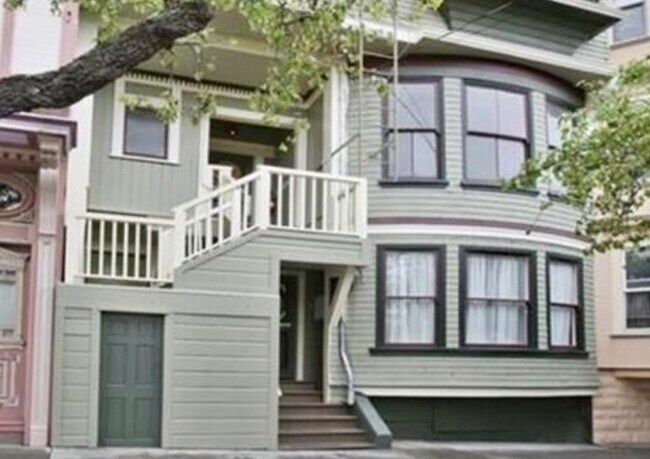 Building Photo - 451 Sanchez St