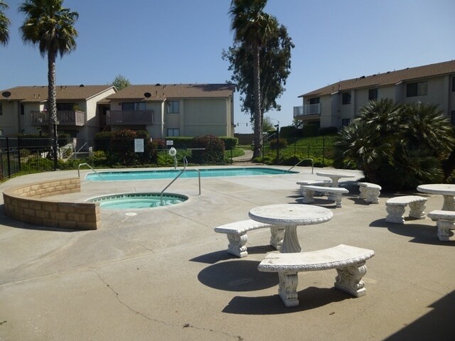 Foto del edificio - Upstairs Condo in Orcutt Area Reduced Deposit