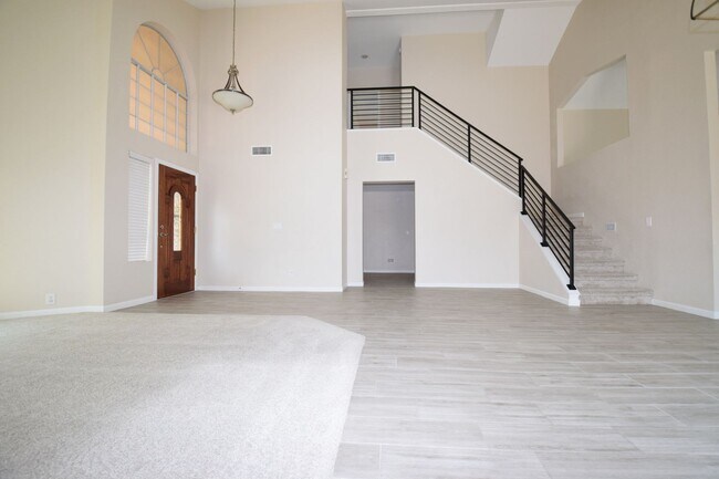 Building Photo - Beautiful 2935 sq ft 5 bedroom Ahwatukee h...