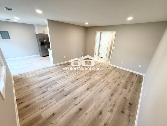 Building Photo - 7117 W 69th St
