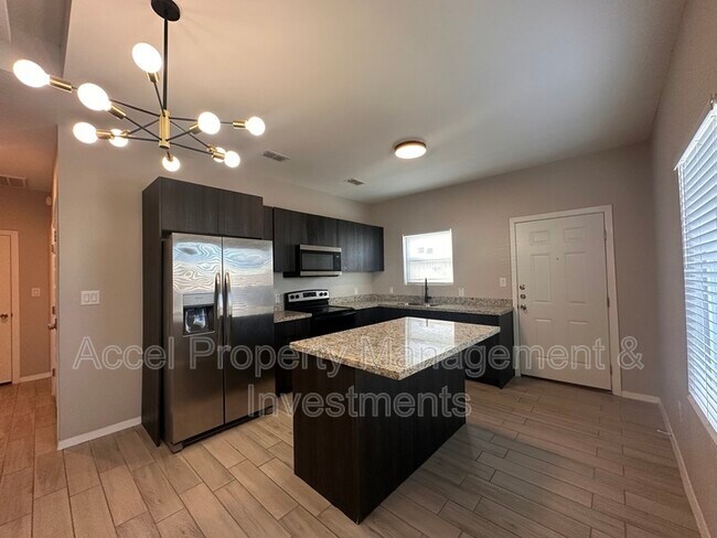 Foto del edificio - 3405 S Mia Ln