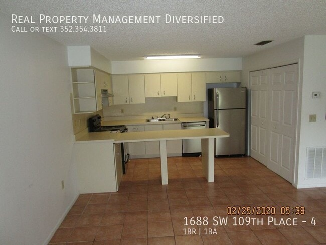Building Photo - 1688 SW 109th Pl