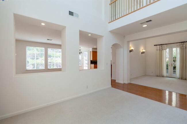 Building Photo - 1260 Ustilago Dr