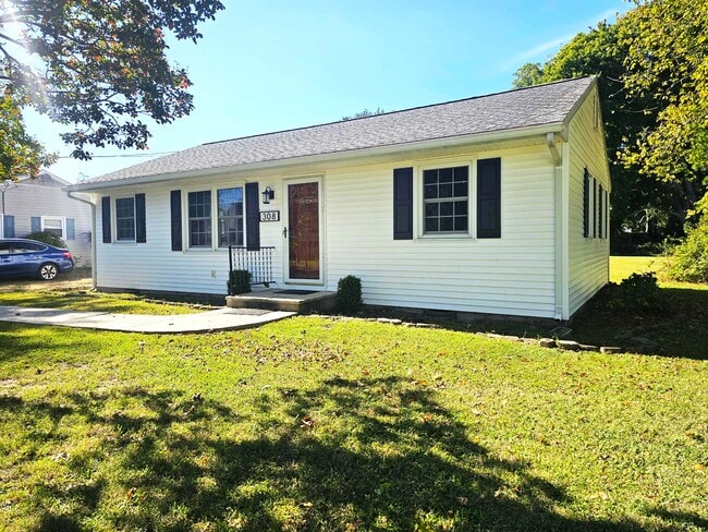 Building Photo - 308 Carey Ave
