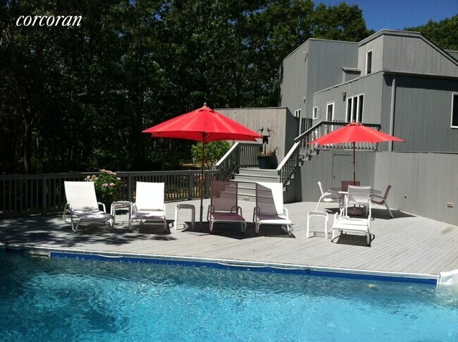 Building Photo - 79 S Breeze Dr