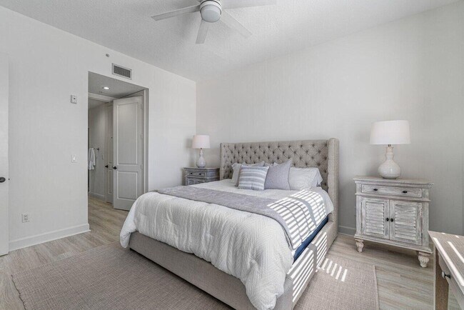 Foto del edificio - 200 NE 2nd Ave