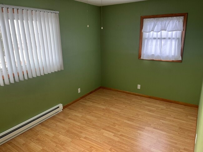 Foto del edificio - 4610 S County Line Rd W